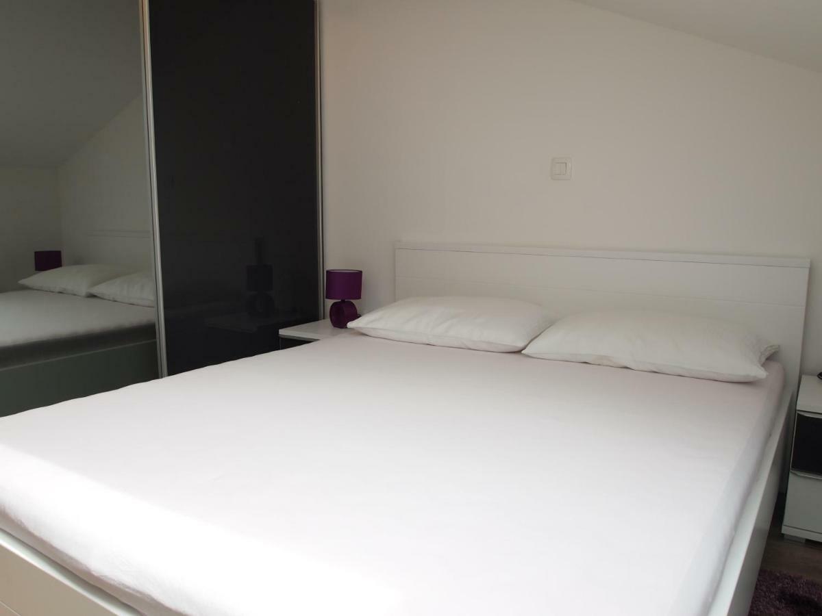 Panoramic View Apartments Crikvenica Ev Station Available Eksteriør billede